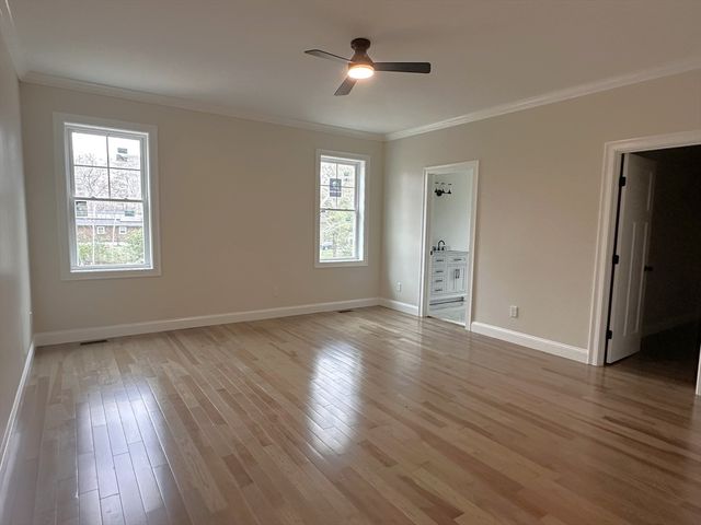26 James Ave, Westport, MA 02790
