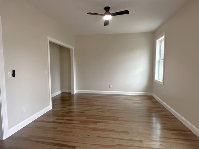 26 James Ave, Westport, MA 02790