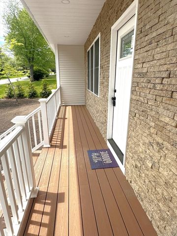 26 James Ave, Westport, MA 02790