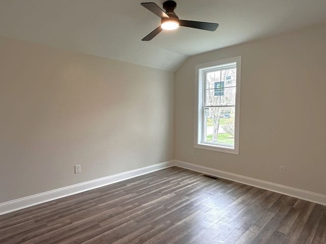 26 James Ave, Westport, MA 02790
