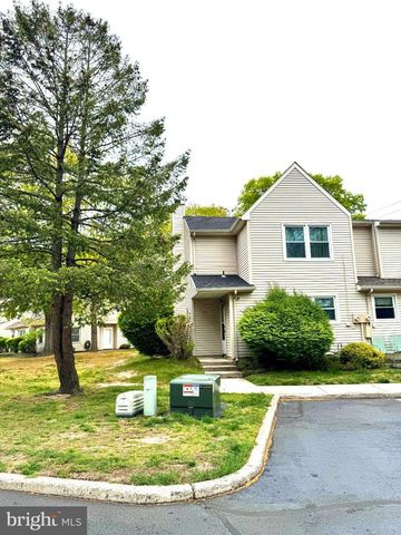 16 PIN OAK LN, Tuckerton, NJ 08087