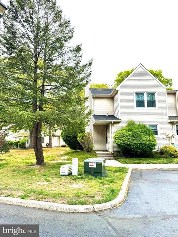 16 PIN OAK LN, Tuckerton, NJ 08087