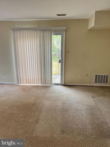 16 PIN OAK LN, Tuckerton, NJ 08087