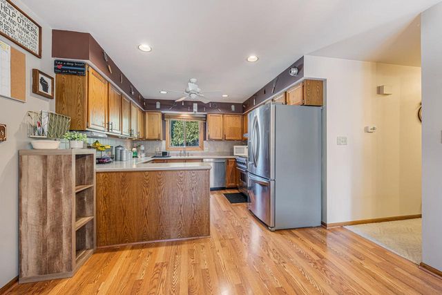 116 CHIPPEWA DRIVE, Sheboygan Falls, WI 53085