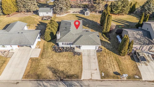 116 CHIPPEWA DRIVE, Sheboygan Falls, WI 53085