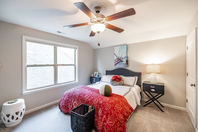 2044 Albatross Way, Gallatin, TN 37066