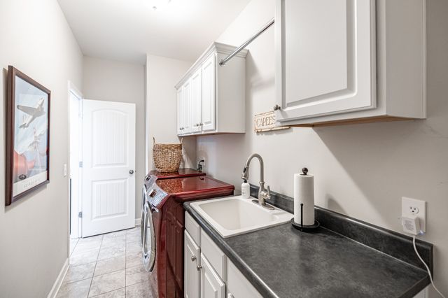 2044 Albatross Way, Gallatin, TN 37066