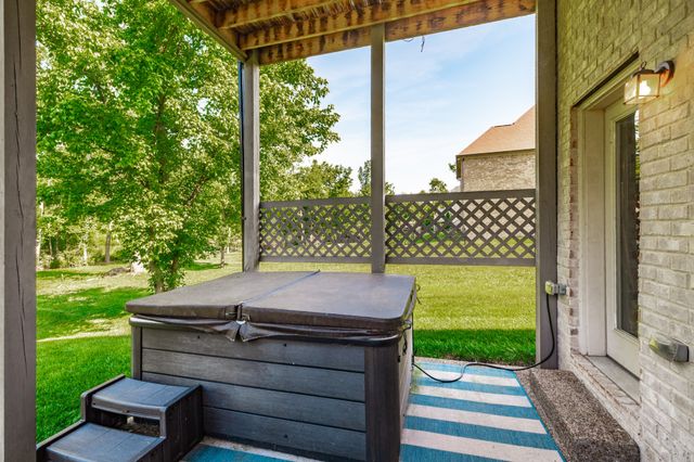 2044 Albatross Way, Gallatin, TN 37066