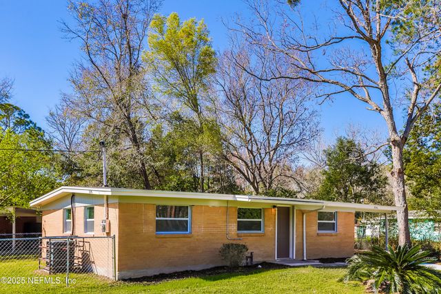 9246 SPOTTSWOOD Road, Jacksonville, FL 32208