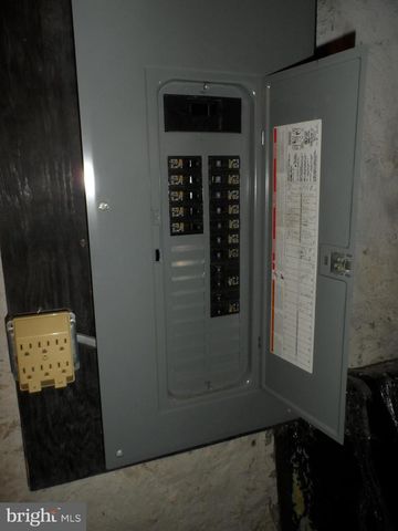 1224 E STATE ST, Trenton, NJ 08609