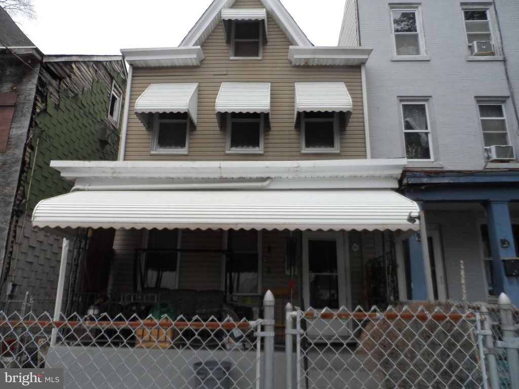 1224 E STATE ST, Trenton, NJ 08609