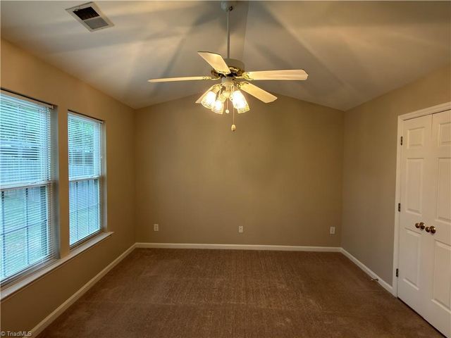 3792 Vanhoe Lane, Jamestown, NC 27282