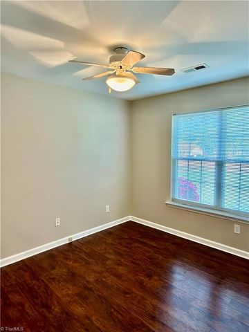 3792 Vanhoe Lane, Jamestown, NC 27282