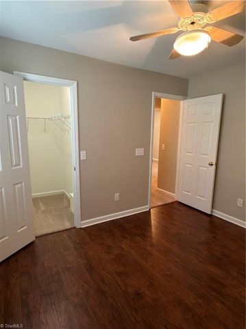 3792 Vanhoe Lane, Jamestown, NC 27282