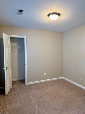 3792 Vanhoe Lane, Jamestown, NC 27282