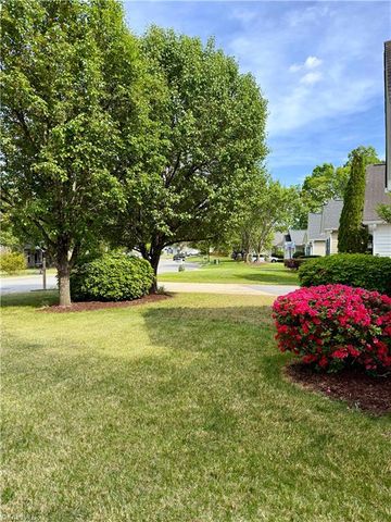 3792 Vanhoe Lane, Jamestown, NC 27282