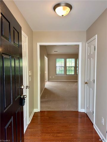 3792 Vanhoe Lane, Jamestown, NC 27282