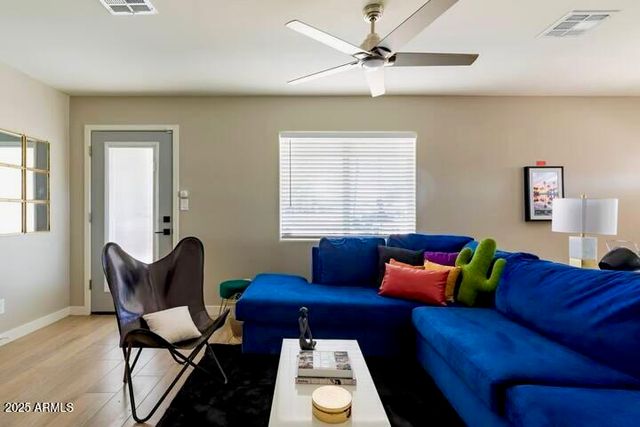 1450 E Hoover Avenue, Phoenix, AZ 85006
