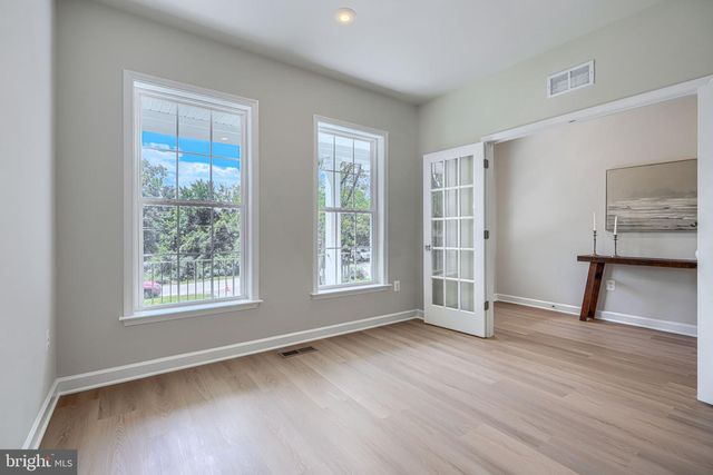 6060 FLOREY RD, Hanover, MD 21076