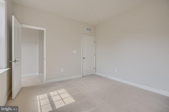 6060 FLOREY RD, Hanover, MD 21076