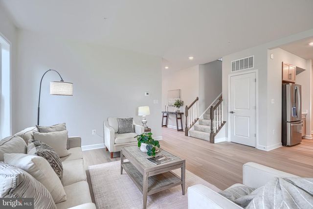 6060 FLOREY RD, Hanover, MD 21076