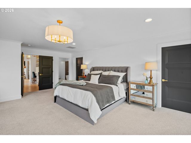 852 NORTHSHORE Rd, Lake Oswego, OR 97034