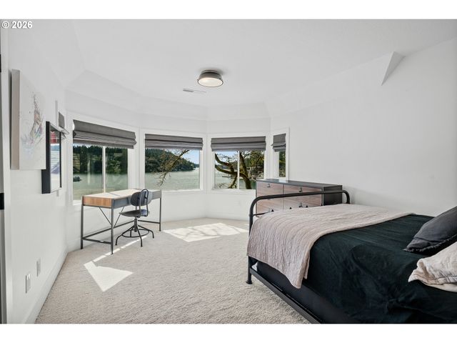 852 NORTHSHORE Rd, Lake Oswego, OR 97034