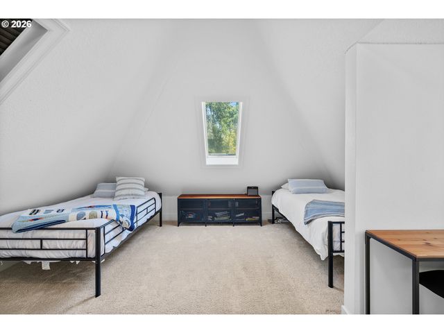 852 NORTHSHORE Rd, Lake Oswego, OR 97034