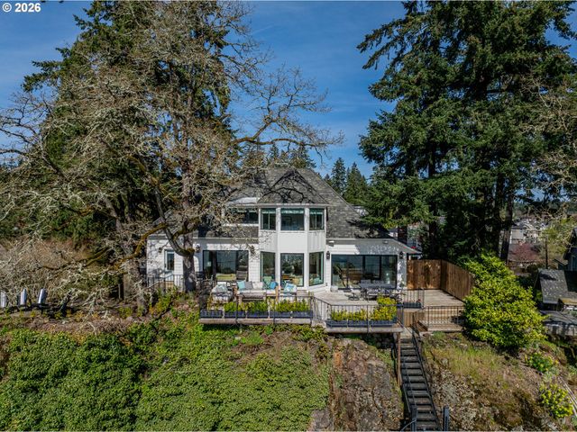 852 NORTHSHORE Rd, Lake Oswego, OR 97034