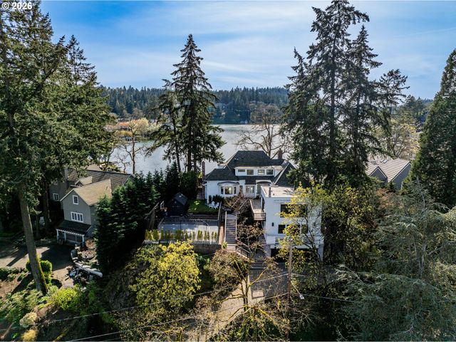 852 NORTHSHORE Rd, Lake Oswego, OR 97034