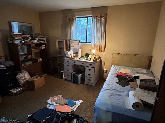 7809 York Road, Parma, OH 44130