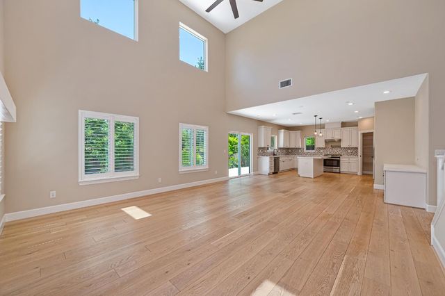 5460 2nd St, Rocklin, CA 95677