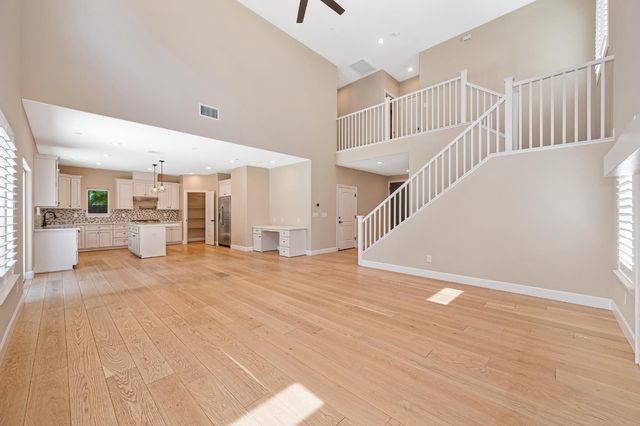 5460 2nd St, Rocklin, CA 95677