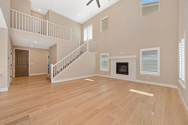 5460 2nd St, Rocklin, CA 95677
