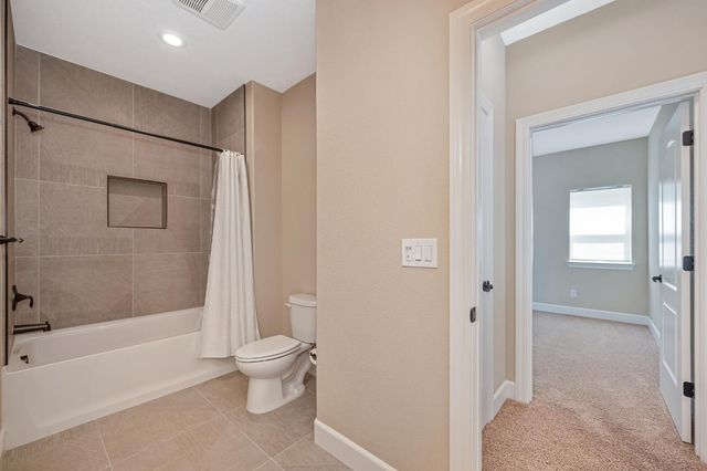 5460 2nd St, Rocklin, CA 95677