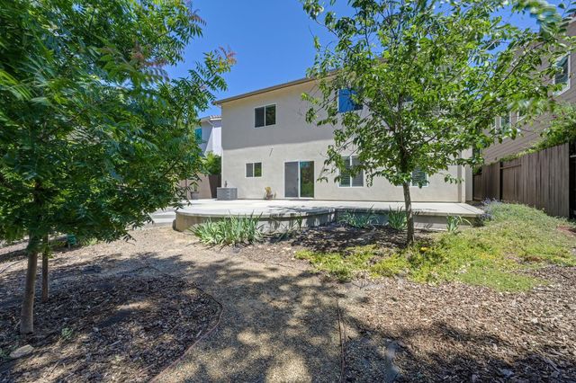5460 2nd St, Rocklin, CA 95677