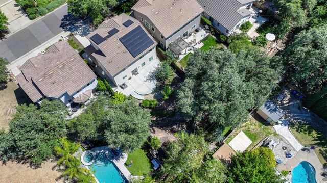 5460 2nd St, Rocklin, CA 95677