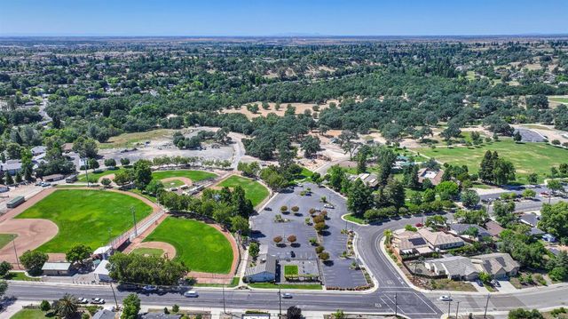 5460 2nd St, Rocklin, CA 95677