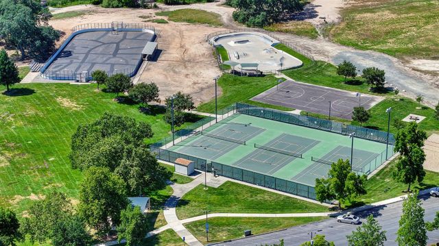 5460 2nd St, Rocklin, CA 95677