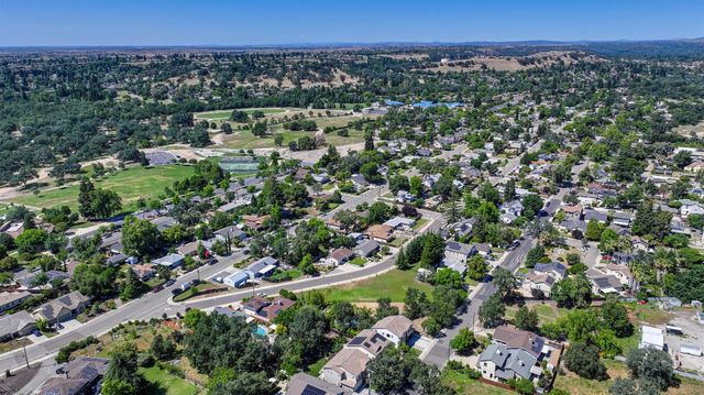 5460 2nd St, Rocklin, CA 95677