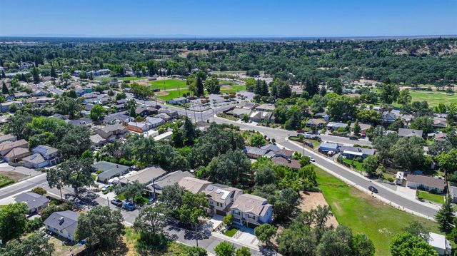 5460 2nd St, Rocklin, CA 95677