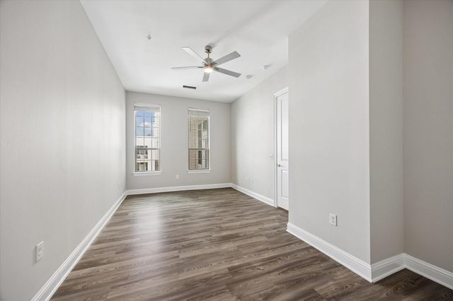 2111 Austin Street 624, Houston, TX 77002