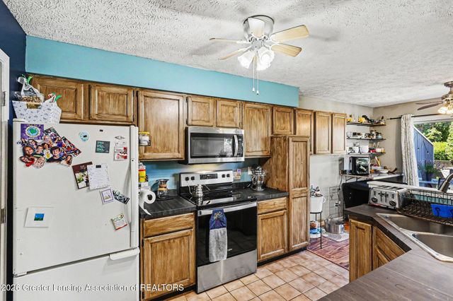 1775 Whitegate Lane, East Lansing, MI 48823