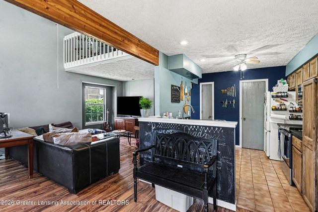 1775 Whitegate Lane, East Lansing, MI 48823