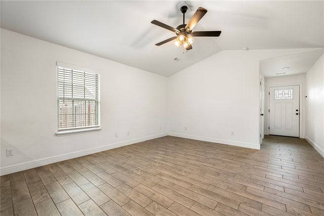 1513 Emma Street, Gentry, AR 72734