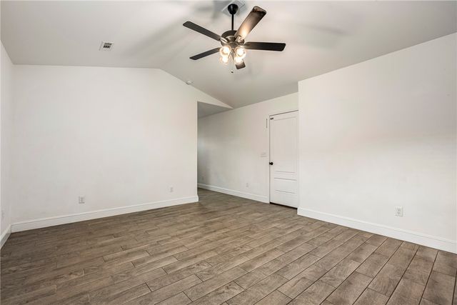 1513 Emma Street, Gentry, AR 72734