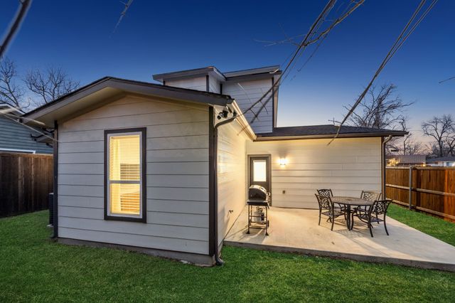 1730 Kraft Street, Dallas, TX 75212