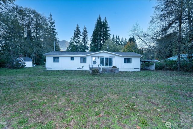 37402 State Route 530 NE, Arlington, WA 98223