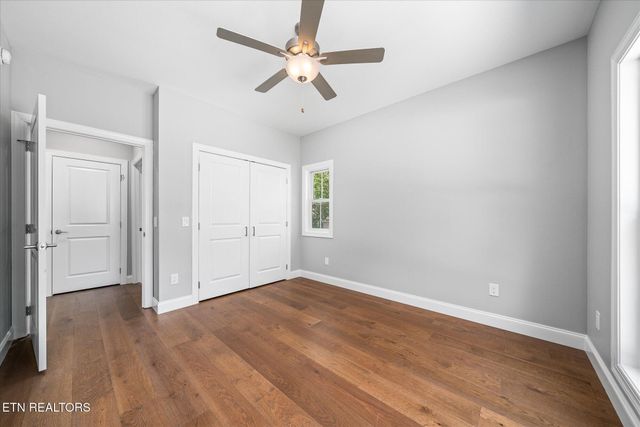 145 Lakeside Drive, Crossville, TN 38558