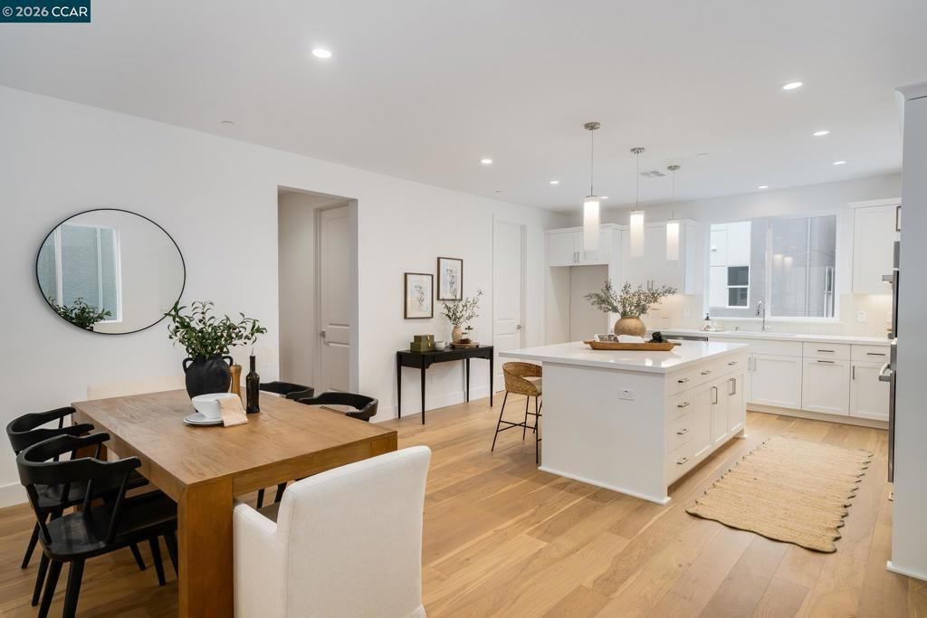 Image 10 of property listing at 6012 Sunglow Terr, San Ramon, CA 94583